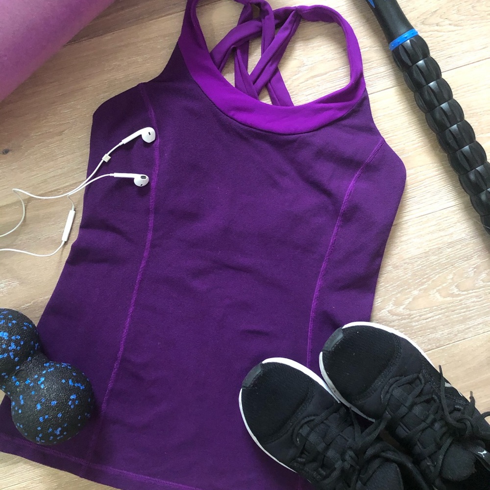 Lululemon tank in Sz 6